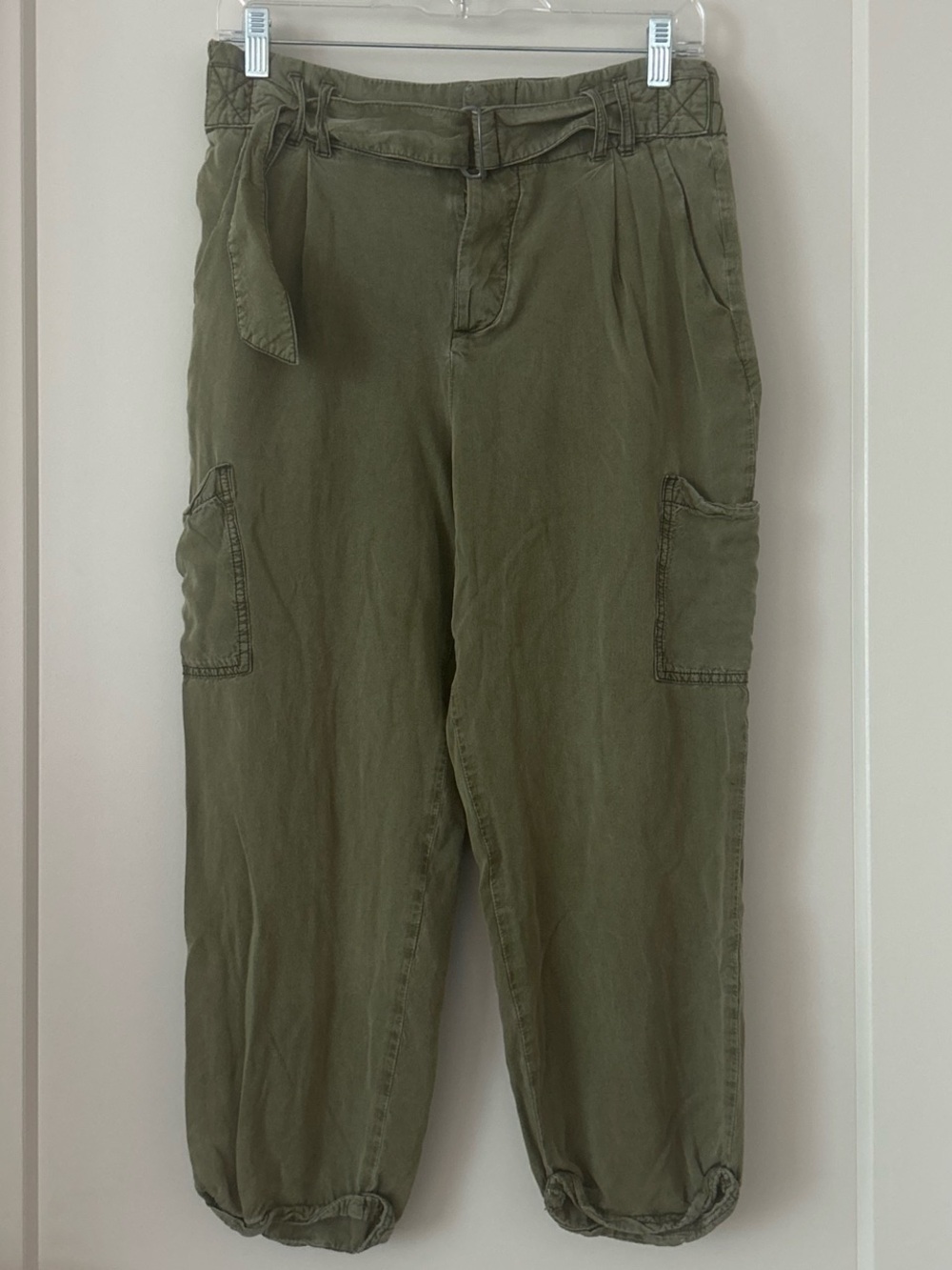 NEW Green Cargo Cropped Pants